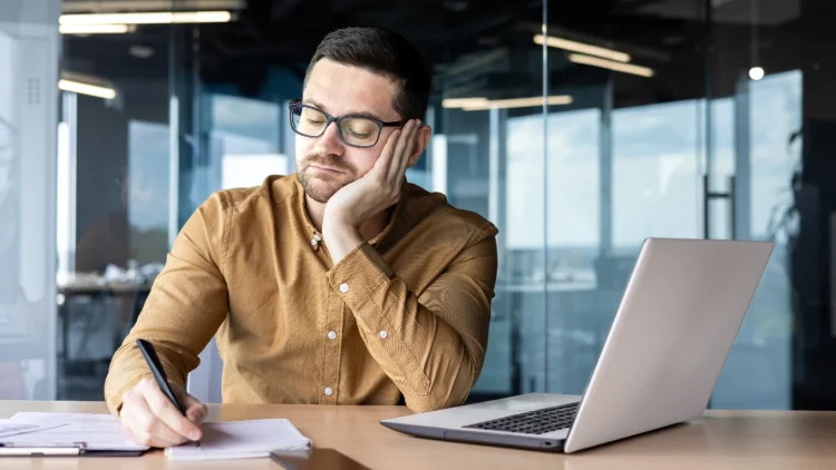 aturan lembur karyawan